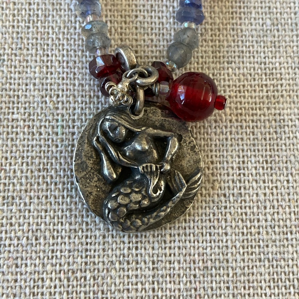 New Laura Hansen Designs Iolite Labradorite & Garnet Necklace w Mermaid…